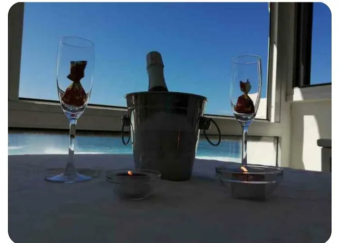 Beautiful Oceanfront With Private Parking Apartamento