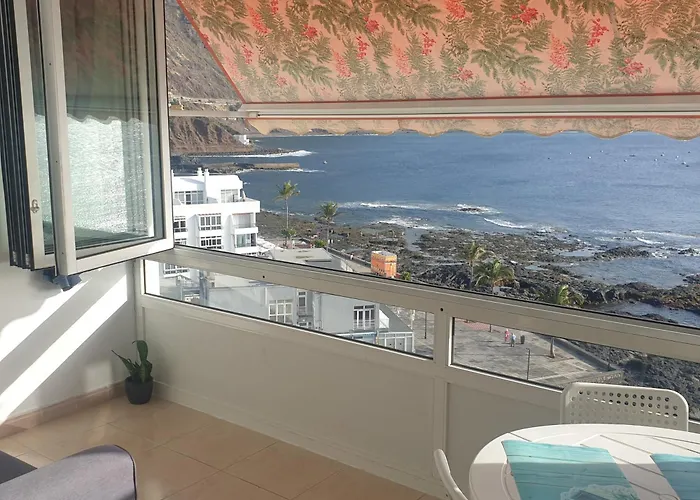 Beautiful Oceanfront With Private Parking * Punta Del Hidalgo