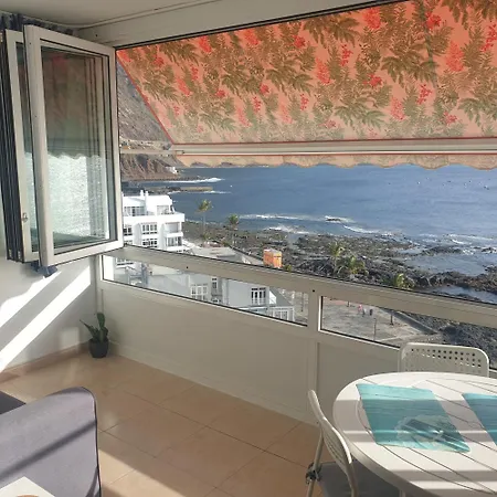 Beautiful Oceanfront With Private Parking * Punta Del Hidalgo