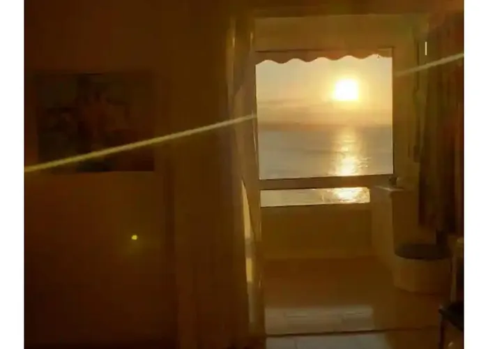 公寓 Beautiful Oceanfront With Private Parking