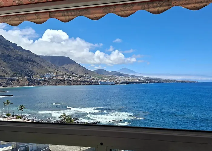 Beautiful Oceanfront With Private Parking 公寓 *