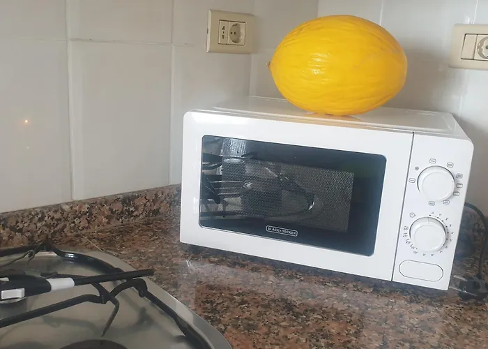 Beautiful Oceanfront With Private Parking *