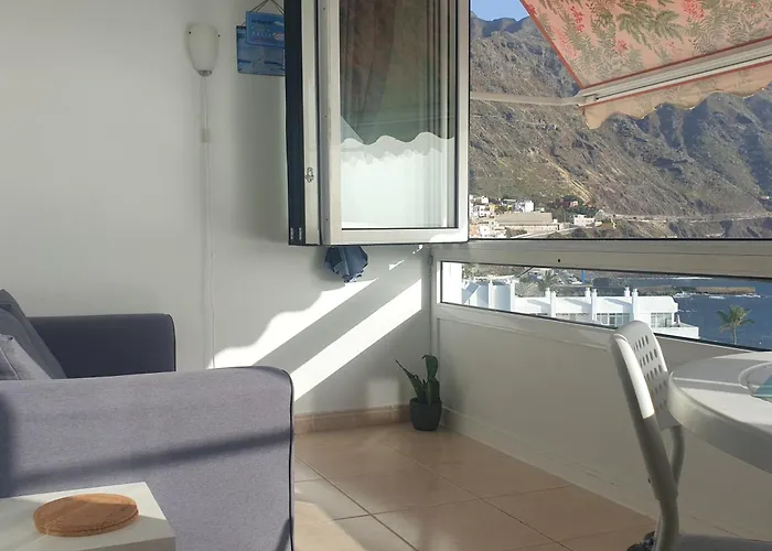 Beautiful Oceanfront With Private Parking Appartement